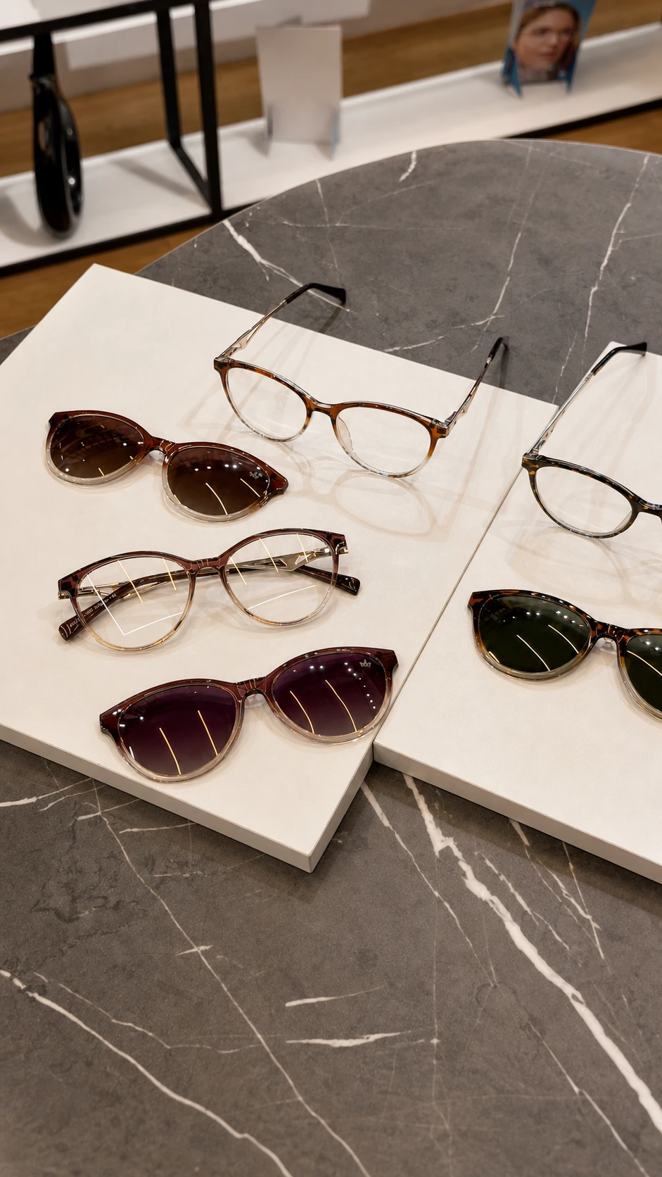 Seleção de armações e óculos apresentada pela equipe Magic Sunglass